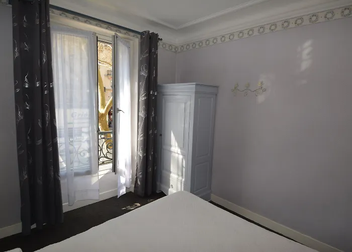 Otel Port Royal Paris